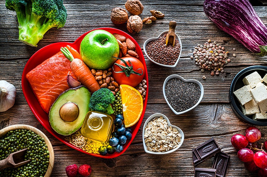 perimenopause-menopause-nutrition-amd-support-rory-hornstein-registered-dietitian-calgary-central-and-southern-alberta